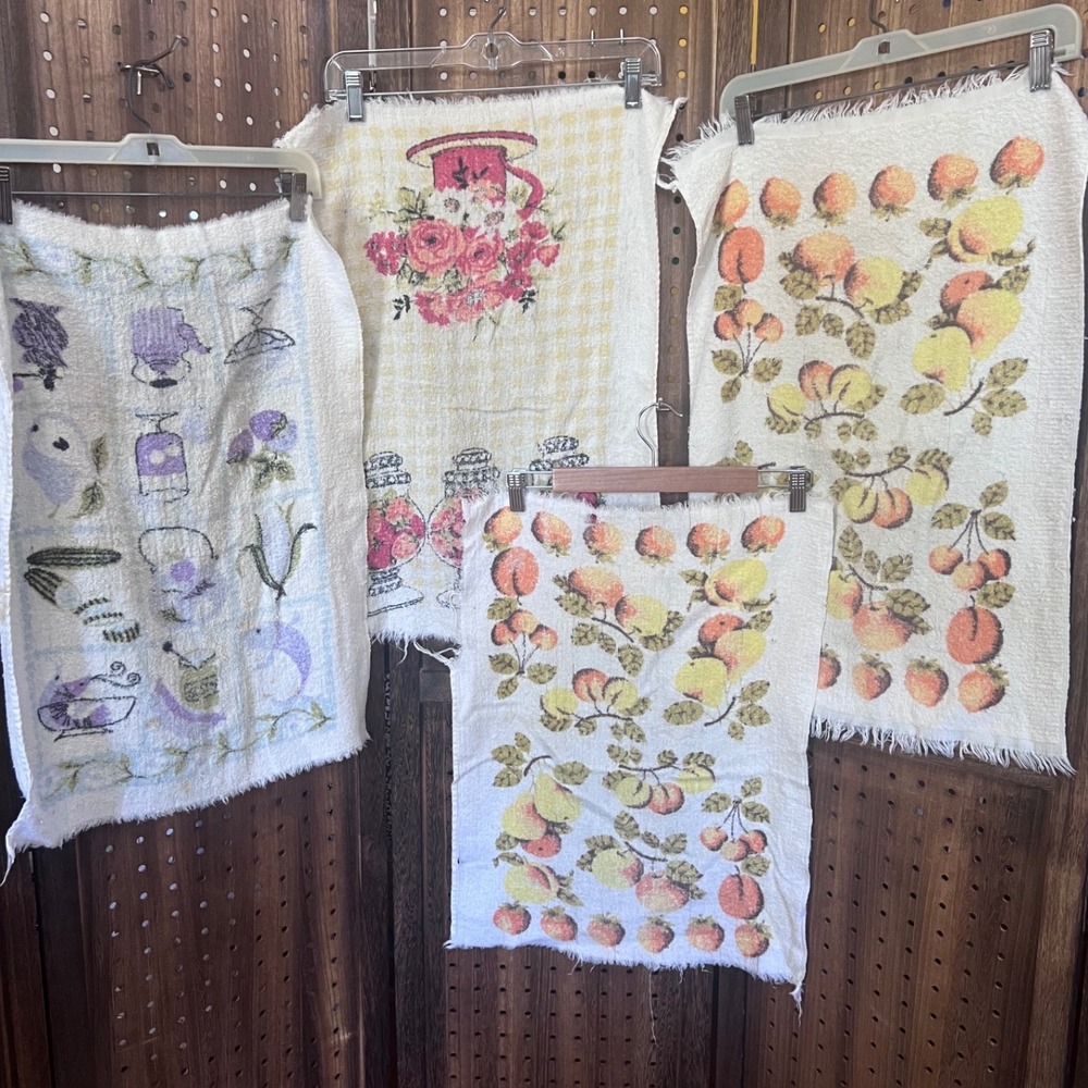 Cannon All Cotton Vintage Hand Towels Lot of 4 Fair Condition AS IS Kitsch Retro